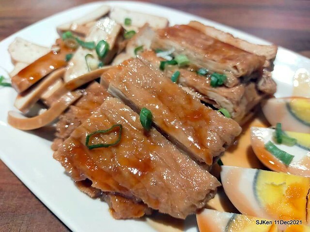 二訪「老北投」北投捷運店( Fried pork &water melon noodle), Taiwan local dishes, Taipei, Taiwan, SJKen, Dec 11, 2021.