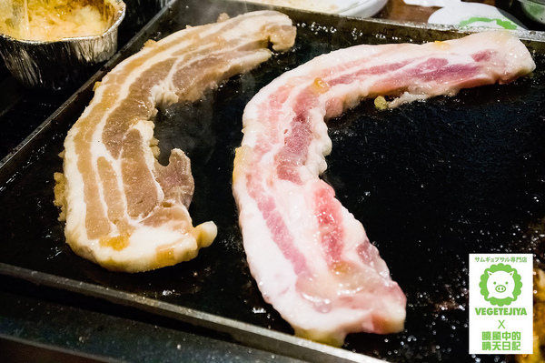 VEGETEJIYA菜豚屋(八德店)：【松山|菜豚屋】日韓混血的好吃有機生菜包肉 肉食人準備迎接肉海攻擊吧!!!（含完整菜單）