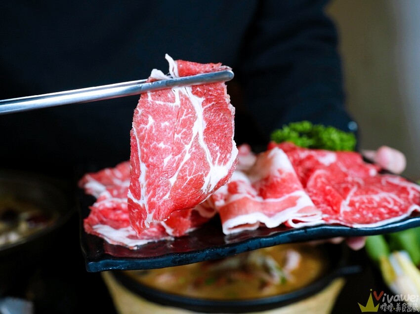 【宴川秋-創意。麻辣】好吃的麻辣烤魚~還有胡椒豬肚雞鍋!新品砂鍋粥~料多味美大推薦!