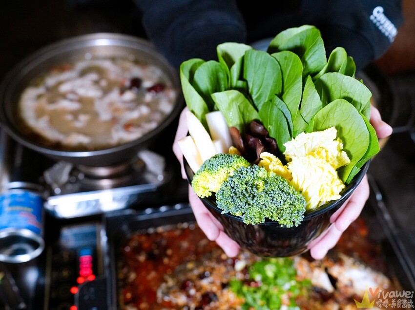 【宴川秋-創意。麻辣】好吃的麻辣烤魚~還有胡椒豬肚雞鍋!新品砂鍋粥~料多味美大推薦!