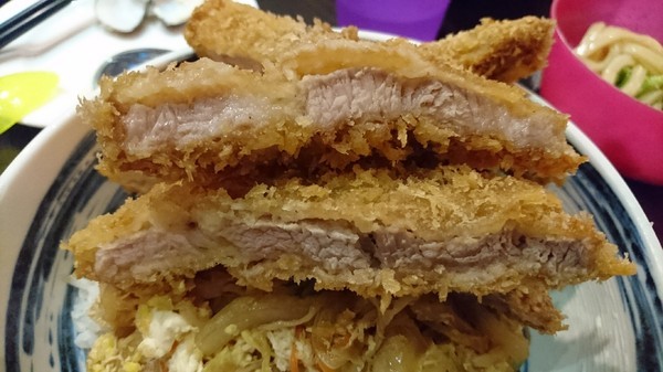 福川町：高雄~福川町~現點現做新鮮料理~必點蓋霸豪華海景丼~海鮮控的天堂~