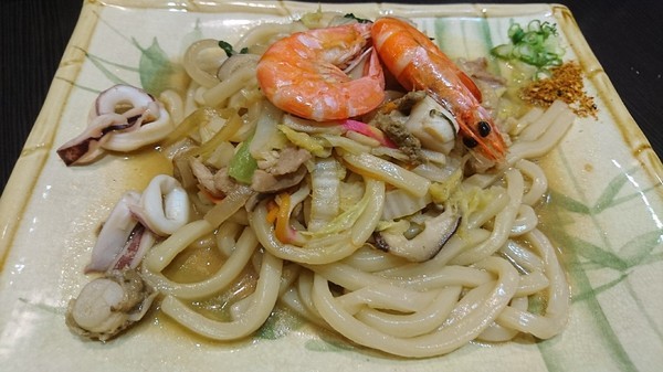 福川町：高雄~福川町~現點現做新鮮料理~必點蓋霸豪華海景丼~海鮮控的天堂~