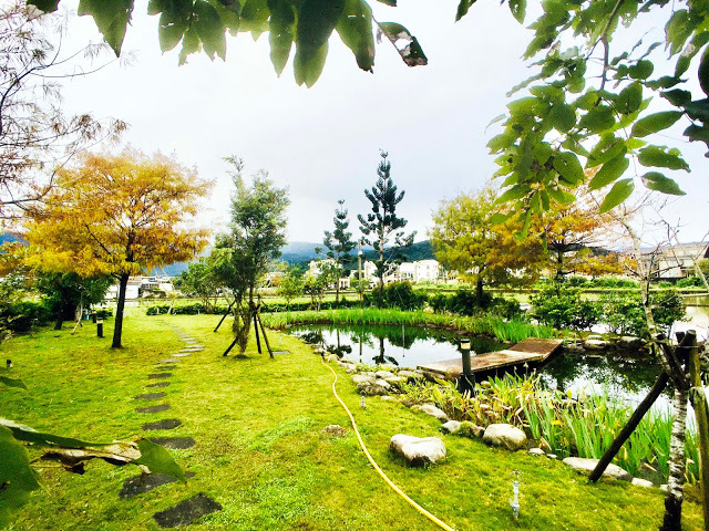 [宜蘭民宿] 金普敦鄉村悠活民宿｜宜蘭冬山經典歐風民宿包棟，入住黃色小鴨藝術家霍夫曼欽點VIP房型，大方招待下午茶、紅酒、水果、零食、飲料，鄉間度假也能有高級享受！