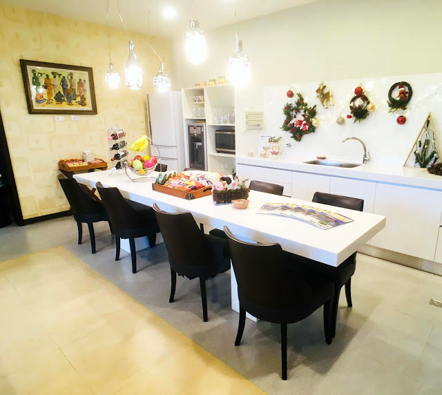 [宜蘭民宿] 金普敦鄉村悠活民宿｜宜蘭冬山經典歐風民宿包棟，入住黃色小鴨藝術家霍夫曼欽點VIP房型，大方招待下午茶、紅酒、水果、零食、飲料，鄉間度假也能有高級享受！