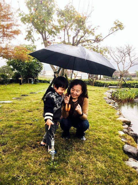 [宜蘭民宿] 金普敦鄉村悠活民宿｜宜蘭冬山經典歐風民宿包棟，入住黃色小鴨藝術家霍夫曼欽點VIP房型，大方招待下午茶、紅酒、水果、零食、飲料，鄉間度假也能有高級享受！