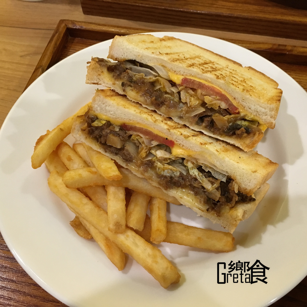 熱壓牛肉吐司