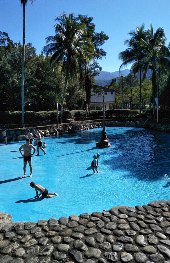 南投景點》周末就醬玩南投一日遊必玩美食.景點.住宿推薦～泰雅渡假村.餘生紀念館.糯米橋.鯉魚潭風景區.樂川櫻田 就這樣玩!