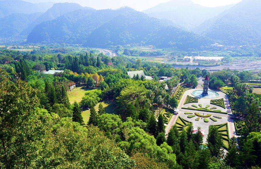 南投景點》周末就醬玩南投一日遊必玩美食.景點.住宿推薦～泰雅渡假村.餘生紀念館.糯米橋.鯉魚潭風景區.樂川櫻田 就這樣玩!
