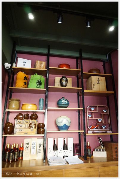 羽笠日本料理-店內擺飾-1.JPG
