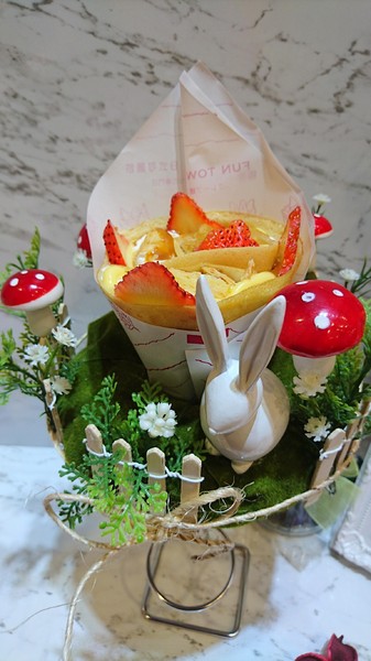 FUN Tower 日式可麗餅-高雄旗艦店:高雄~FUN Tower 日式可麗餅~少女系夢幻繽紛乾燥花甜點店~必吃美麗優雅凡爾賽玫瑰~ FUN Tower 日式可麗餅-高雄旗艦店:高雄~FUN Tower 日式可麗餅~少女系夢幻繽紛乾燥花甜點店~必吃美麗優雅凡爾賽玫瑰~