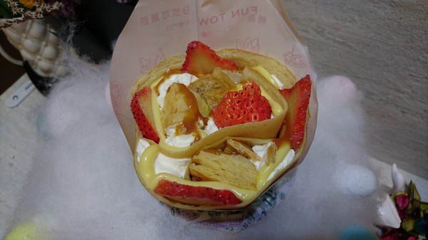 FUN Tower 日式可麗餅-高雄旗艦店:高雄~FUN Tower 日式可麗餅~少女系夢幻繽紛乾燥花甜點店~必吃美麗優雅凡爾賽玫瑰~ FUN Tower 日式可麗餅-高雄旗艦店:高雄~FUN Tower 日式可麗餅~少女系夢幻繽紛乾燥花甜點店~必吃美麗優雅凡爾賽玫瑰~