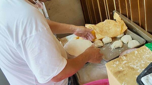 藍天印度烤餅｜中和緬甸街必吃美食，印度咖哩雞肉烤餅竟然只要６０元