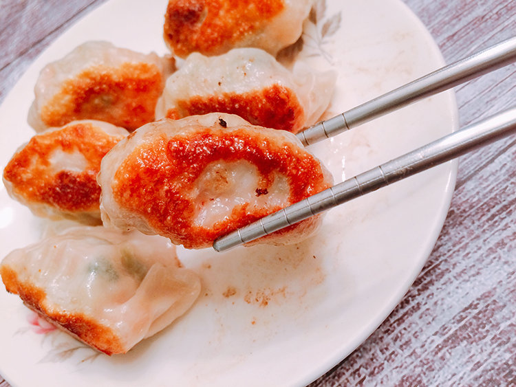 上豐水餃蔥油餅,我不是他媽媽,彰化手工水餃,蔥媽媽手工水餃,翔食堂,甘單水餃,momo購物手工水餃,蝦皮購物手工水餃,口碑推薦水餃,曾餃子