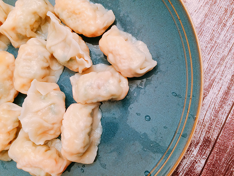 上豐水餃蔥油餅,我不是他媽媽,食尚玩家推薦手工水餃,胡天蘭推薦手工水餃,人氣手工水餃,彰化排隊美食,彰化在地美食冷凍水餃煎餃,人氣小籠湯包
