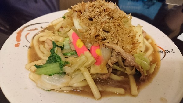 六郎專賣丼飯：高雄~六郎專賣丼飯~平價料理~推日式燒骨、照燒雞腿~肉質軟嫩超下飯~(近瑞豐夜市美食)