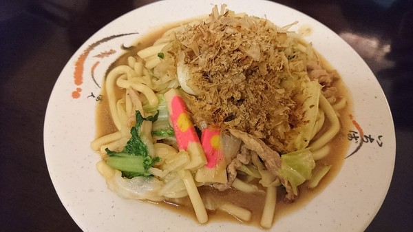 六郎專賣丼飯：高雄~六郎專賣丼飯~平價料理~推日式燒骨、照燒雞腿~肉質軟嫩超下飯~(近瑞豐夜市美食)