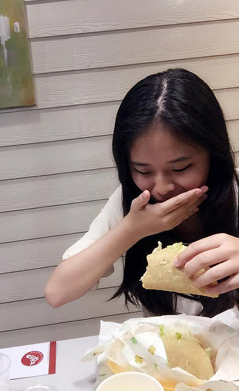 11291751_1627563260792057_1331455757_n