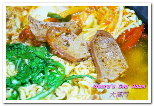 大漢門韓式食堂:台北行天宮站韓式料理.美韓混血家庭式風味韓國部隊鍋──大漢門韓式食堂