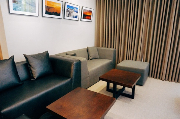 開門茶堂:開門茶堂│沉浸茶香 品味設計 感受生活 │捷運小巨蛋站民生社區│令人驚艷的紅茶生乳達克瓦茲 夢幻級甜點