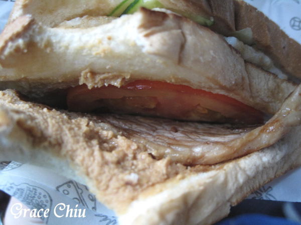 扶旺號 復興店 捷運忠孝復興 手作吐司 厚吐司 熱壓吐司 鐵板捲餅 高大鮮乳 紅茶牛奶