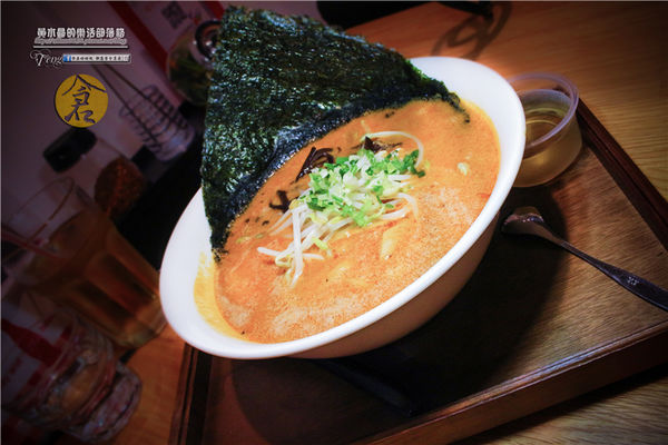 倉麵屋~桃園中壢(起源日本 歸根花蓮 散葉中壢有故事的排隊拉麵)