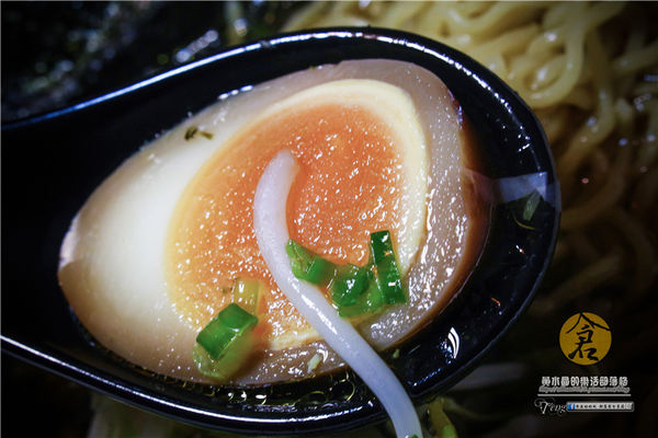 倉麵屋~桃園中壢(起源日本 歸根花蓮 散葉中壢有故事的排隊拉麵)