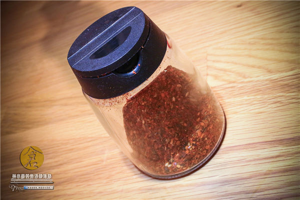 倉麵屋~桃園中壢(起源日本 歸根花蓮 散葉中壢有故事的排隊拉麵)