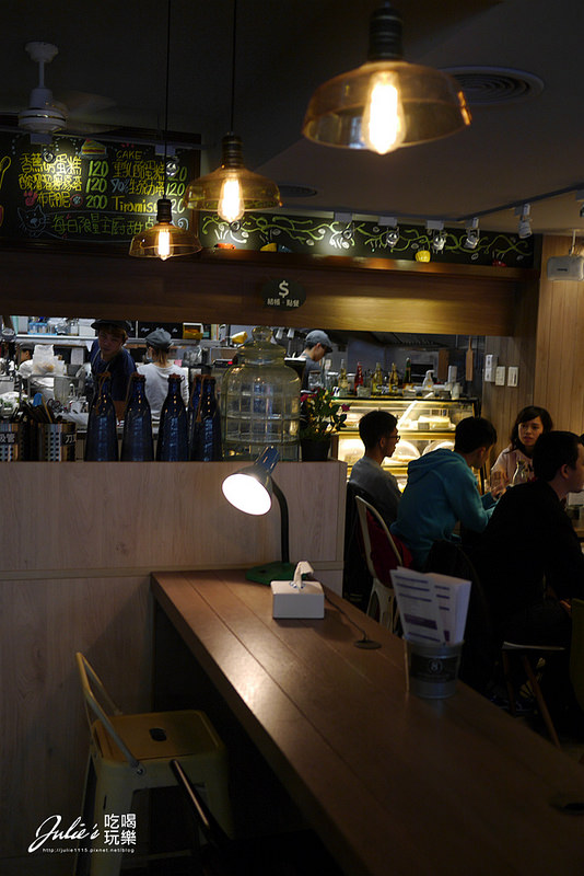 台北●甜點●初米咖啡 Choose Me Cafe&Meals(卡通造型蛋糕超可愛)(中山國中站)