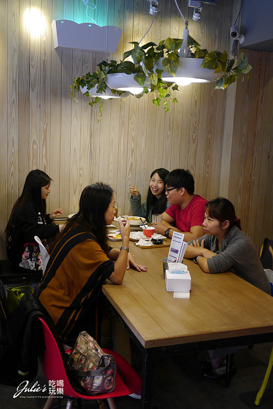 台北●甜點●初米咖啡 Choose Me Cafe&Meals(卡通造型蛋糕超可愛)(中山國中站)