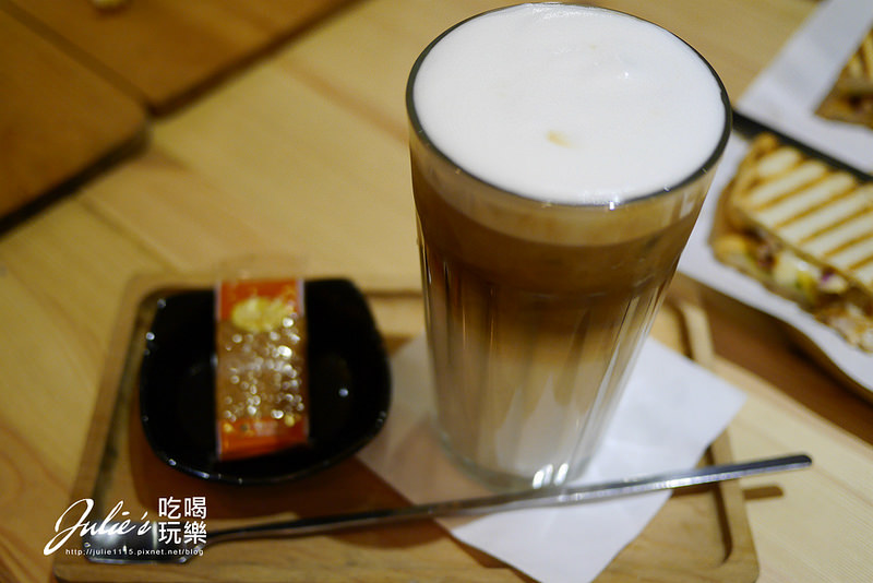 台北●甜點●初米咖啡 Choose Me Cafe&Meals(卡通造型蛋糕超可愛)(中山國中站)