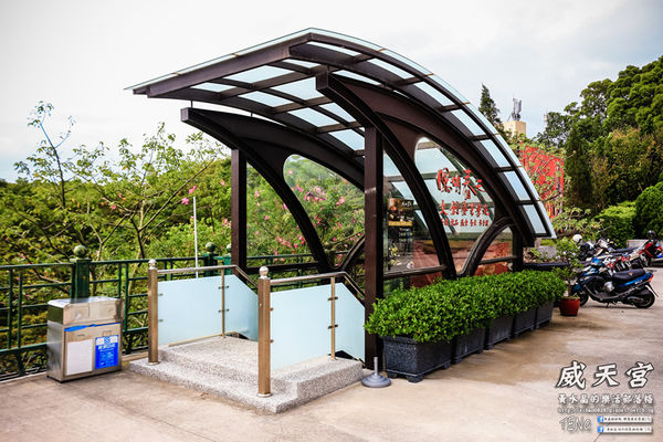 威天宮|桃園市龜山區唐式建築不燒香環保廟宇;東南亞室內最高大關聖帝君法像;來了就要許願,然後努力實踐它。