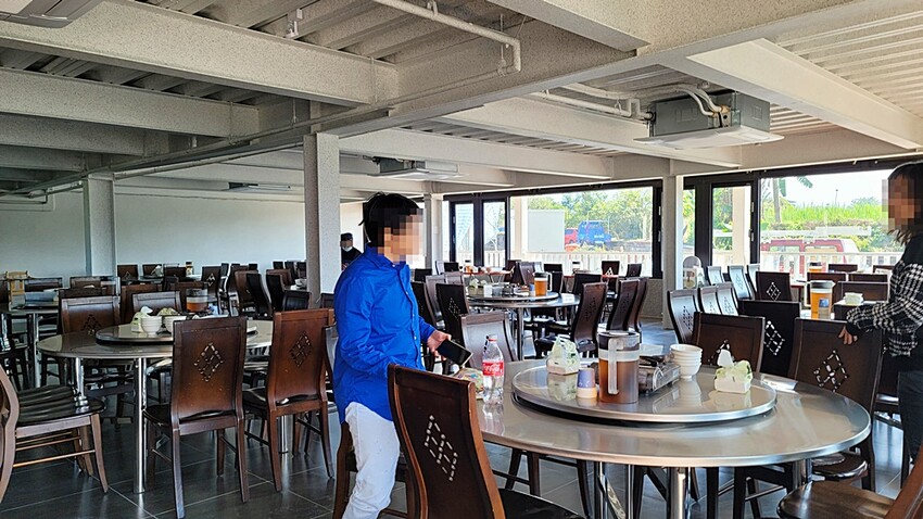 南投縣埔里鎮藏匿在筊白筍田中央的活魚料理，想吃記得先預約！！！