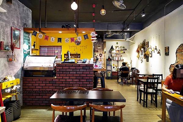 【板橋美食】翁林.林Café #早午餐 #義大利麵 #燉飯 #下午茶 #新埔站 #寵物友善餐廳 (25).JPG