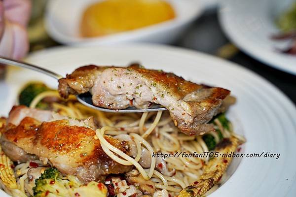 【板橋美食】翁林.林Café #早午餐 #義大利麵 #燉飯 #下午茶 #新埔站 #寵物友善餐廳 (19).JPG