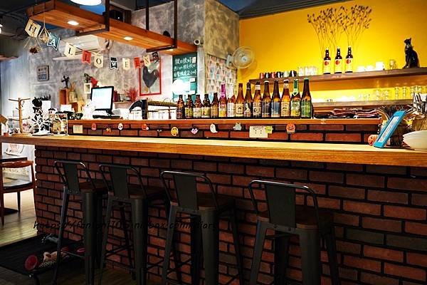 【板橋美食】翁林.林Café #早午餐 #義大利麵 #燉飯 #下午茶 #新埔站 #寵物友善餐廳 (7).JPG