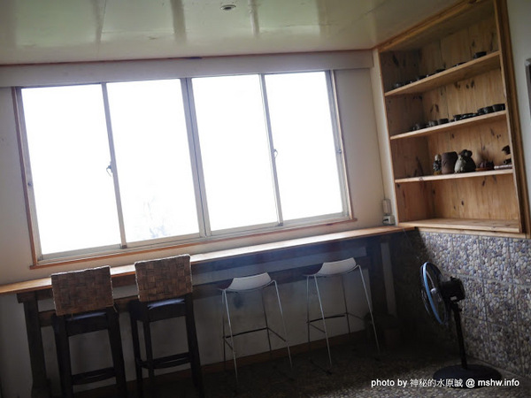 岳家庄夜景咖啡廳：【食記】台中岳家庄夜景咖啡廳.夜生活@沙鹿東海藝術街&都會公園後山 : 以咖啡,輕食,披薩與鐵塔佐海線夜景…