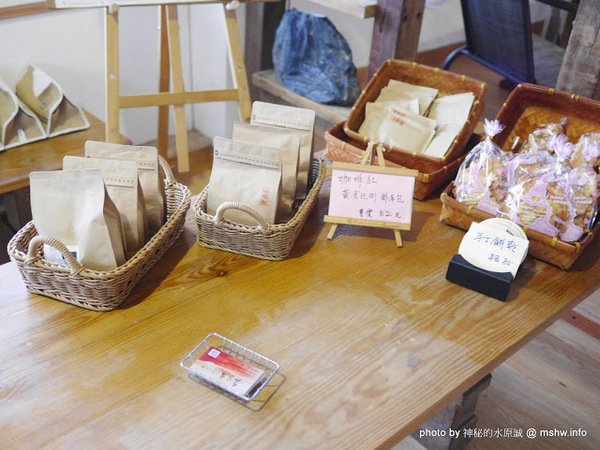 岳家庄夜景咖啡廳：【食記】台中岳家庄夜景咖啡廳.夜生活@沙鹿東海藝術街&都會公園後山 : 以咖啡,輕食,披薩與鐵塔佐海線夜景…