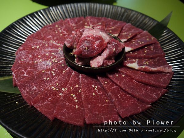 【台中│西屯】黑鑽双響新登場！頂級味覺享受。原燒優質原味燒肉-台中市政北店