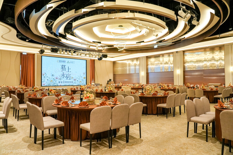 桃園|晶宴會館-桃園館.全新開幕!全台唯一獨棟、溫暖奶茶色系的典雅婚宴場地