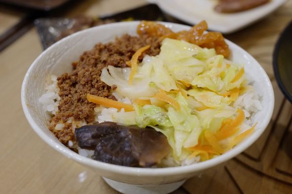 肉燥飯 (3).jpg
