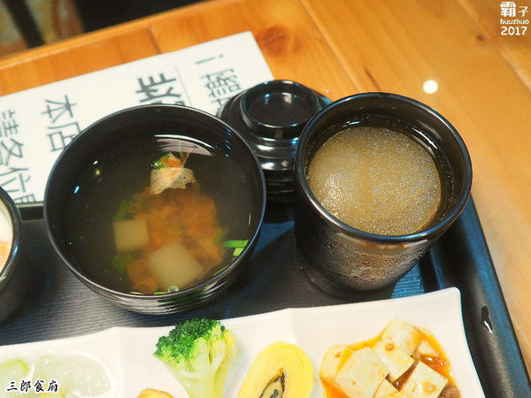 三郎食府:三郎食府,滷豬排醬汁好入味,還有熱炒菜色~