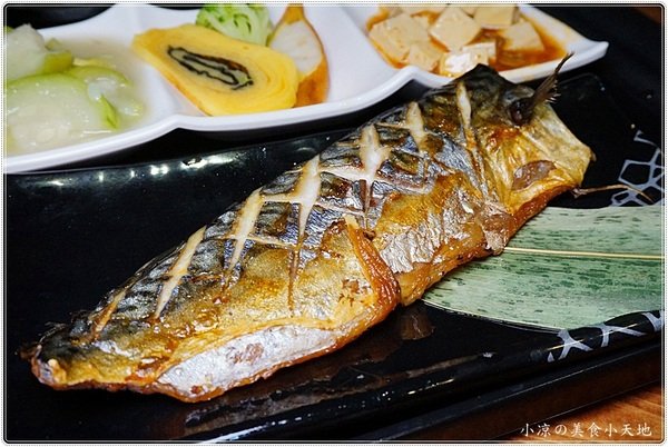 三郎食府:台中北區』三郎食府║營業到深夜12點!複合式定食任你選,滿500元即外送!(附最新菜單)