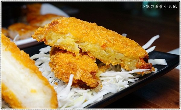 三郎食府:台中北區』三郎食府║營業到深夜12點!複合式定食任你選,滿500元即外送!(附最新菜單)