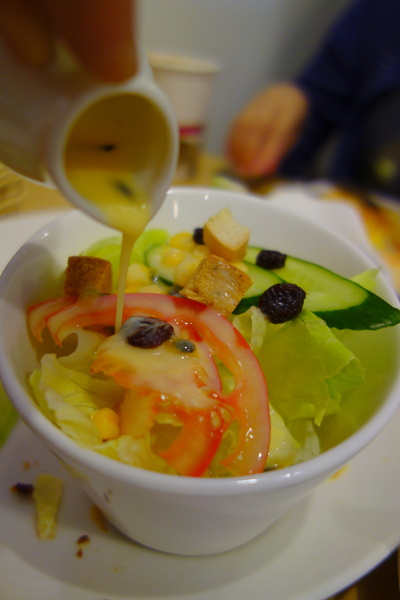 咖啡家coffee+(漢口店)：1040502[官本金文愛台灣]台中市北區咖啡家coffee+漢口店早午餐或下午茶平價高CP值便宜又大碗的餐點學生小資上班族最愛