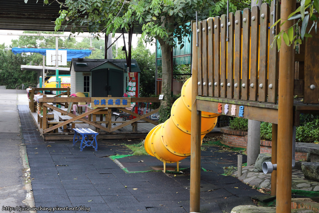 【遊║桃園觀音】龍貓公車站〜桃園新亮點。跟豆豆龍一起幸福等車吧！