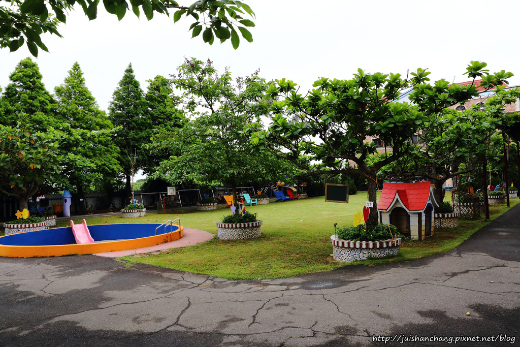 【遊║桃園觀音】龍貓公車站〜桃園新亮點。跟豆豆龍一起幸福等車吧！
