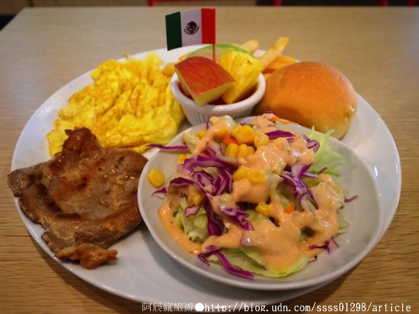 找鹿Brunch:【美食特搜。屏東市】找鹿Brunch早午餐店。找鹿超值餐 全麥原味蛋餅 找鹿紅茶 爽爽吃喝早午餐 找鹿Brunch:【美食特搜。屏東市】找鹿Brunch早午餐店。找鹿超值餐 全麥原味蛋餅 找鹿紅茶 爽爽吃喝早午餐