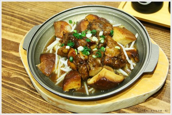 樂座爐端燒 崇德-蒜味牛肉香燒-2.JPG 樂座爐端燒 崇德-蒜味牛肉香燒-2.JPG