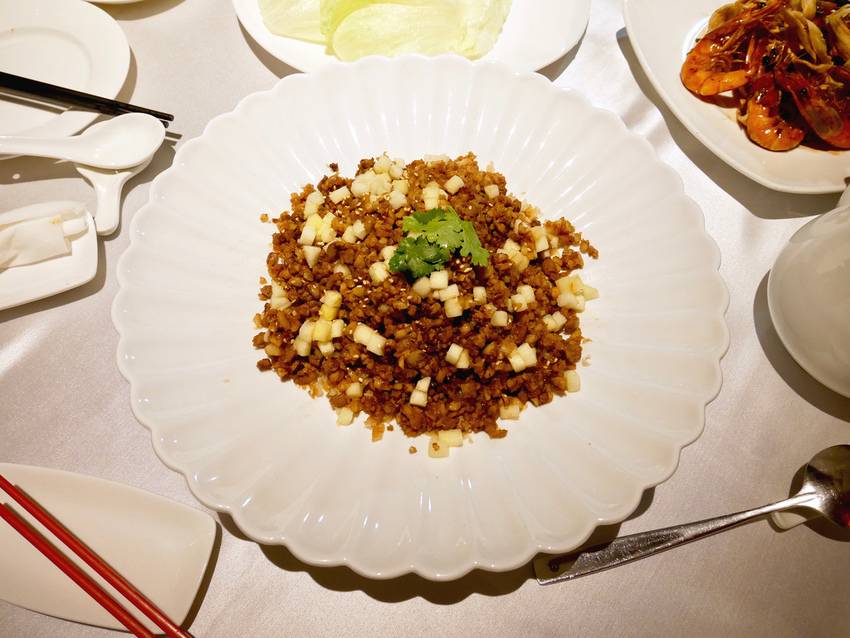 [台北內湖] 櫻桃鴨一鴨三吃片鴨秀 / 水源麗緻婚宴會館 / 烤鴨酥脆肥滋滋 / 母親節父親節吃好吃滿 / 吃櫻桃鴨不用去宜蘭