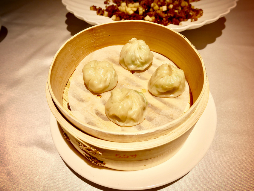 [台北內湖] 櫻桃鴨一鴨三吃片鴨秀 / 水源麗緻婚宴會館 / 烤鴨酥脆肥滋滋 / 母親節父親節吃好吃滿 / 吃櫻桃鴨不用去宜蘭